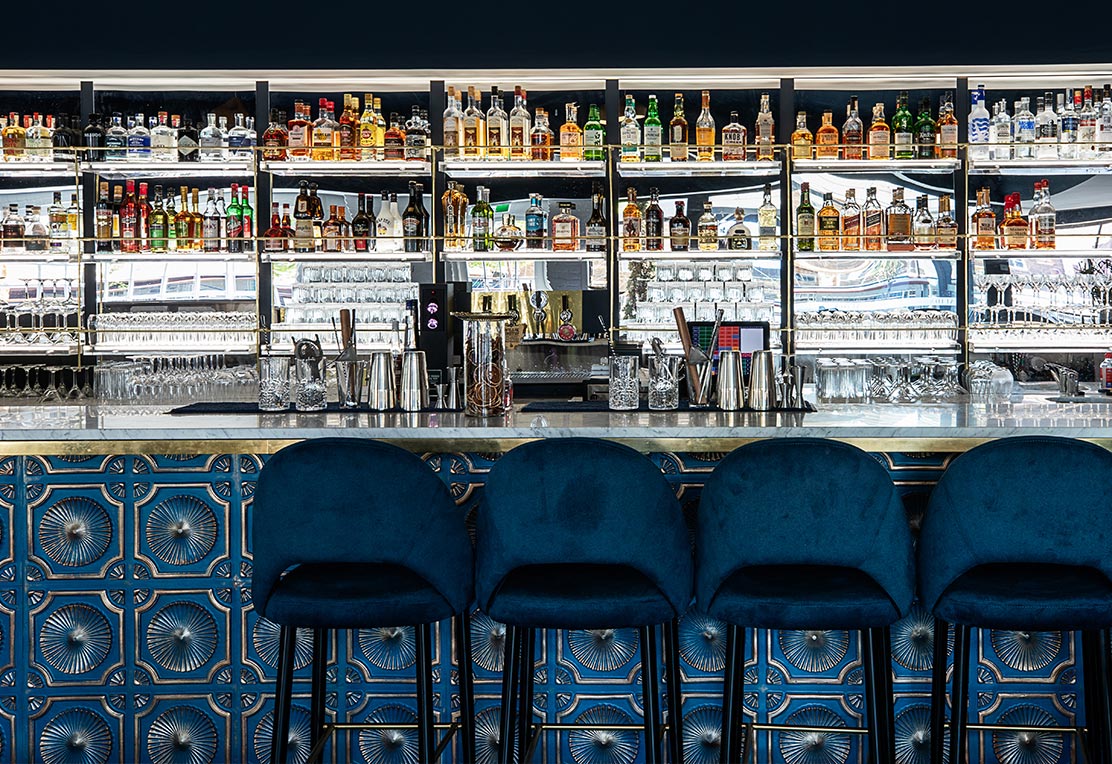 Alida Restaurant bar area