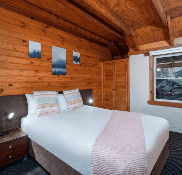 4 Bedroom Apartment with Queen bed